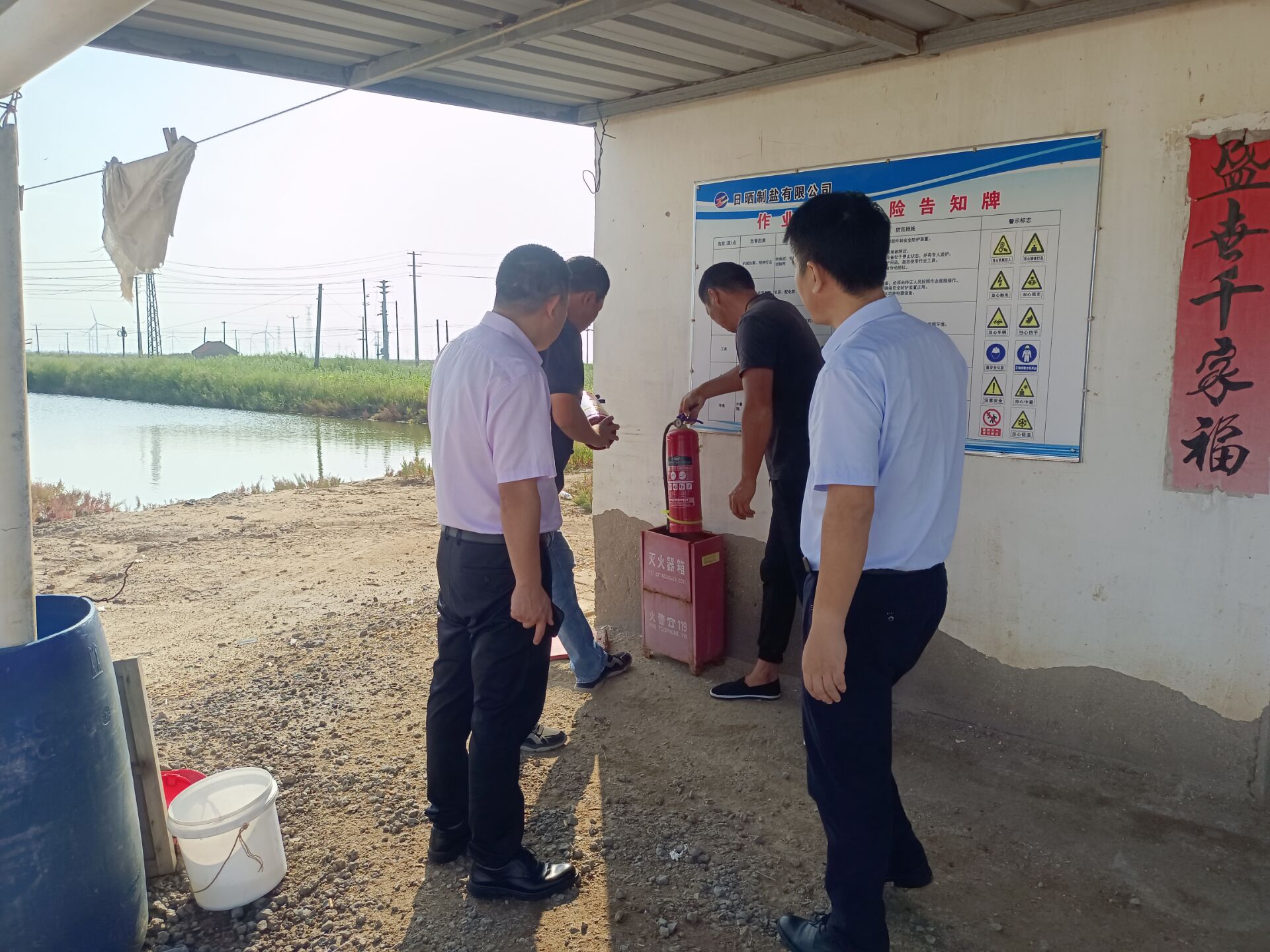 4963d1102894639e36403f8992ac2d7.jpg 4963d1102894639e36403f8992ac2d7.jpg