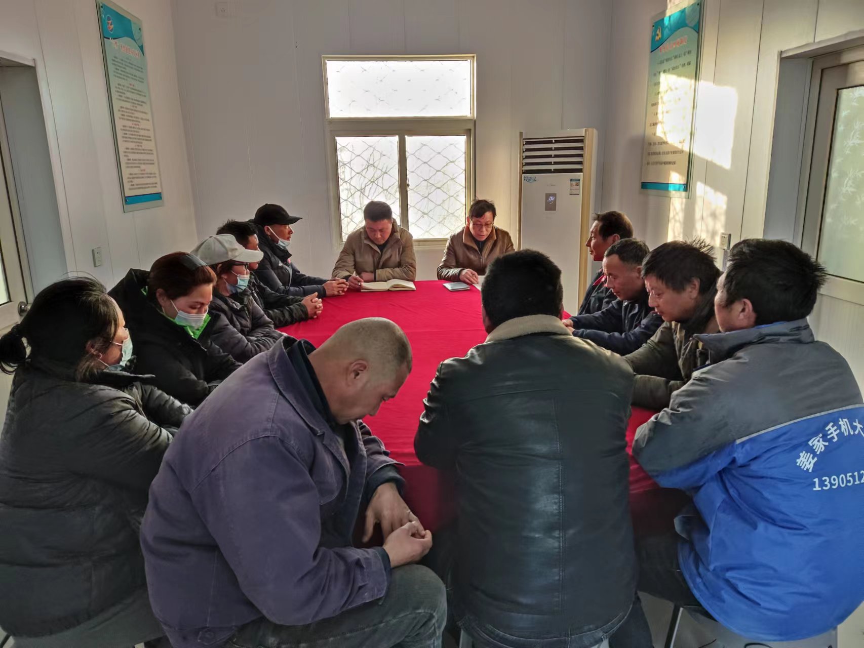 0A2957089407F2808D9274FEA82D30DE.png 0A2957089407F2808D9274FEA82D30DE.png